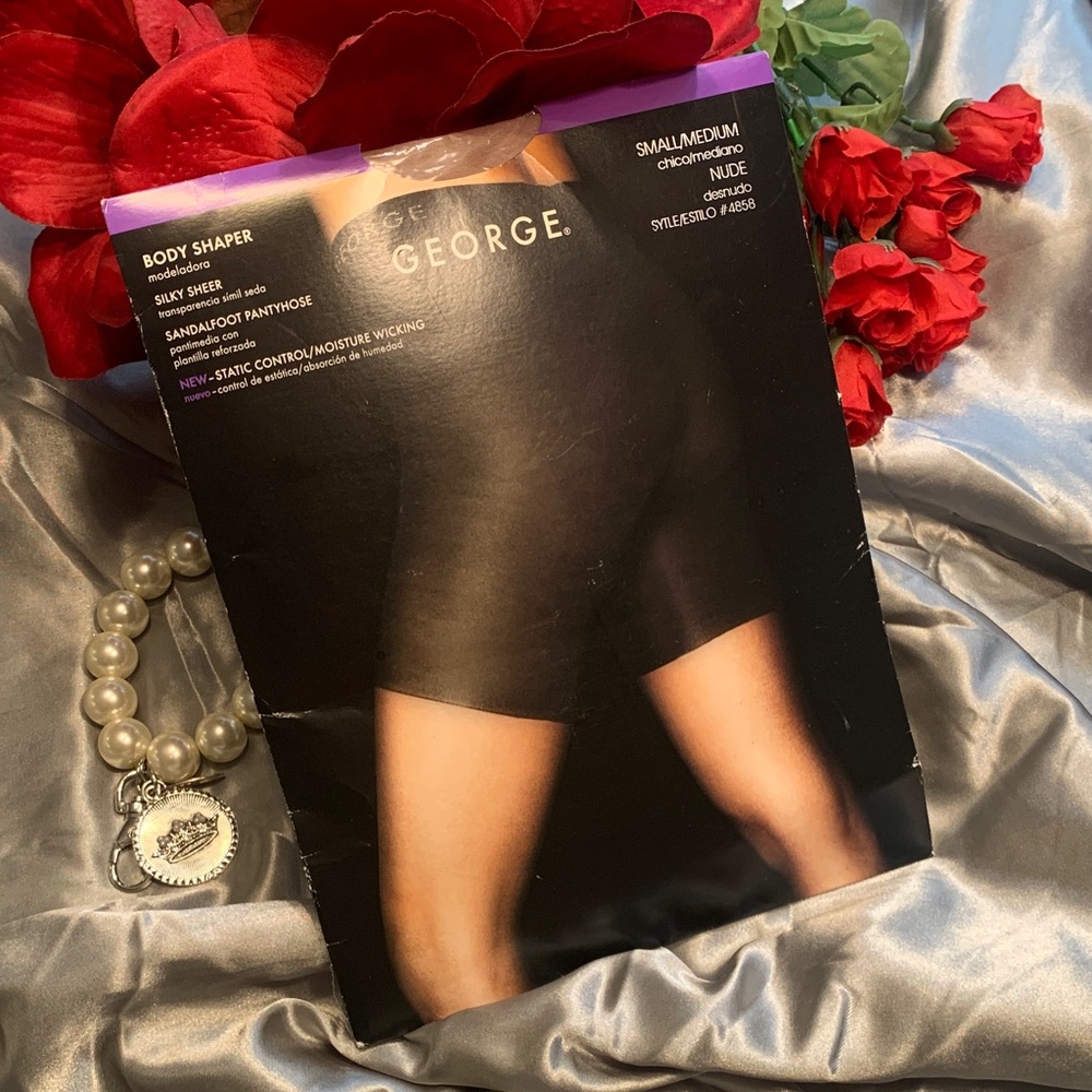 🌹George • NWT Nude Body Shaper -  SHAPEWEAR Light Nude •